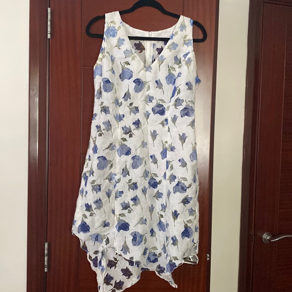 summer, light sleeveless dress